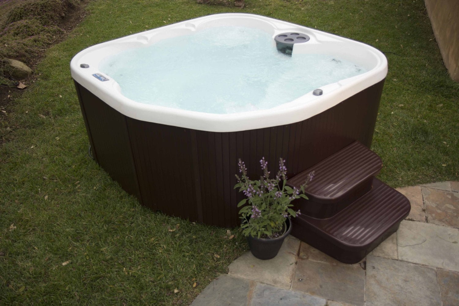 Lifesmart 400DX 5Person Rock Solid Plug & Play Spa Lifesmart Hot Tub